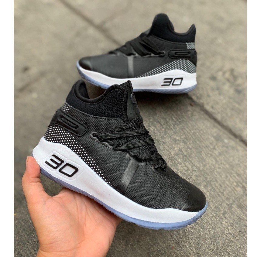 curry shoes black