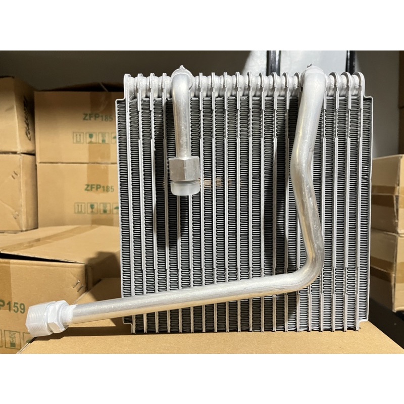 Nissan Frontier AC Evaporator Laminated Cooling Coil Auto Aircon