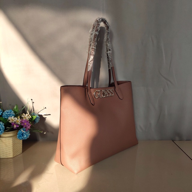 GUESS UPTOWN CHIC BARCELONA TOTEBAG | Shopee Philippines