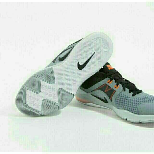 nike zoom complete 2