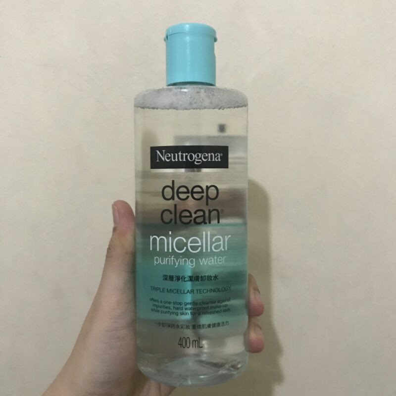 neutrogena cleansing water