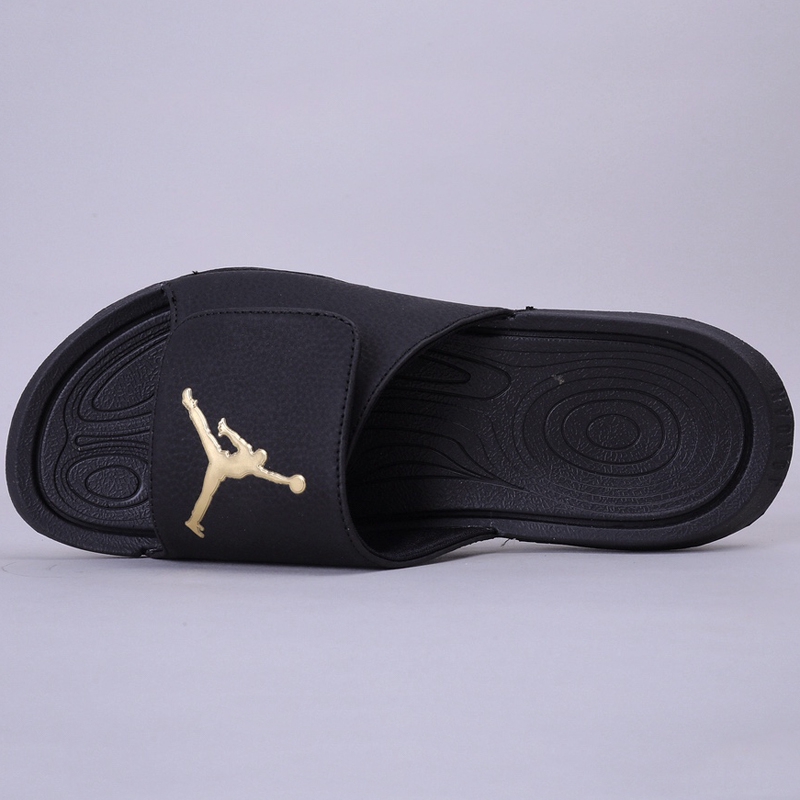 nike air jordan slippers