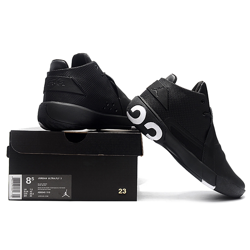 nike ultra fly 3
