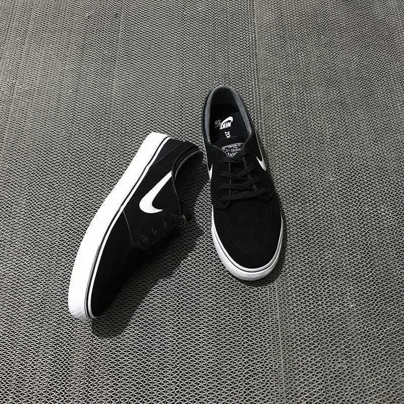stefan janoski sb