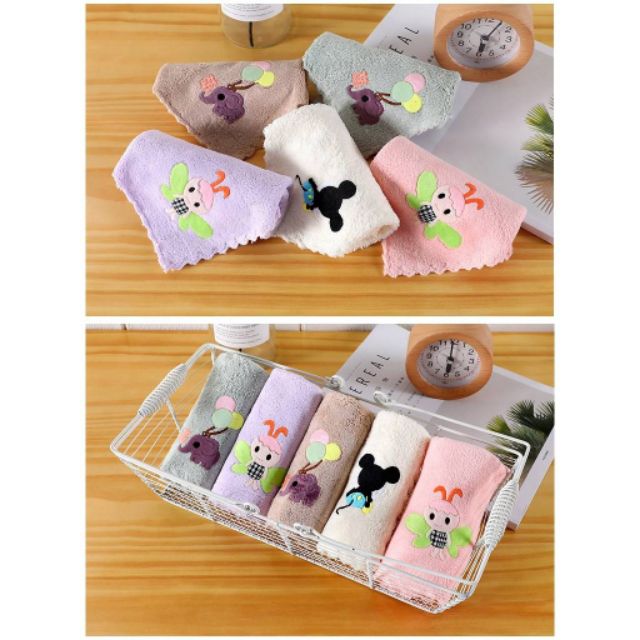 Duck Feather Handkerchief Super Cute Size 25 X 25cm (Sold In The Pack)