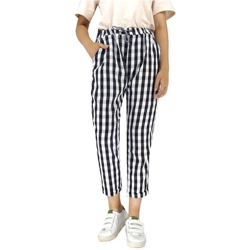 beige checkered pants