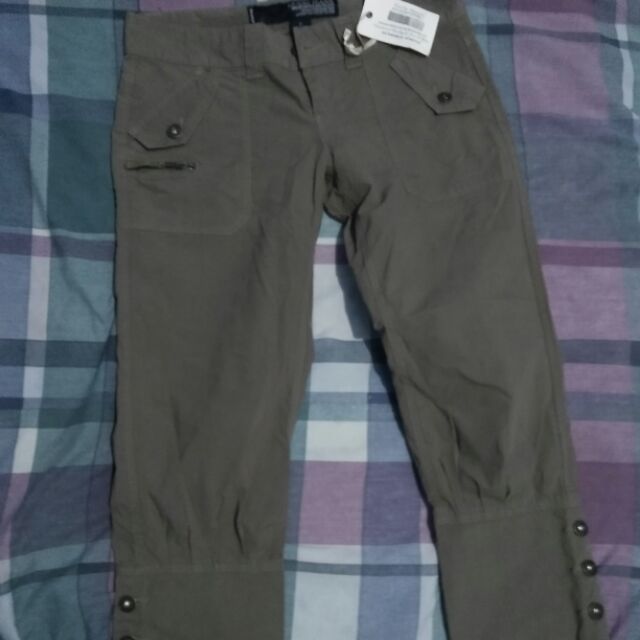 guess khaki pants