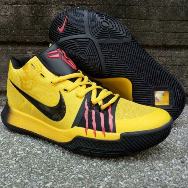 kobe and kyrie shoes