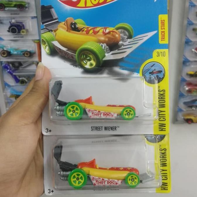 Hot Wheels 2019 HW Metro Street Wiener (Hot Dog Car) 112/250, Brown And