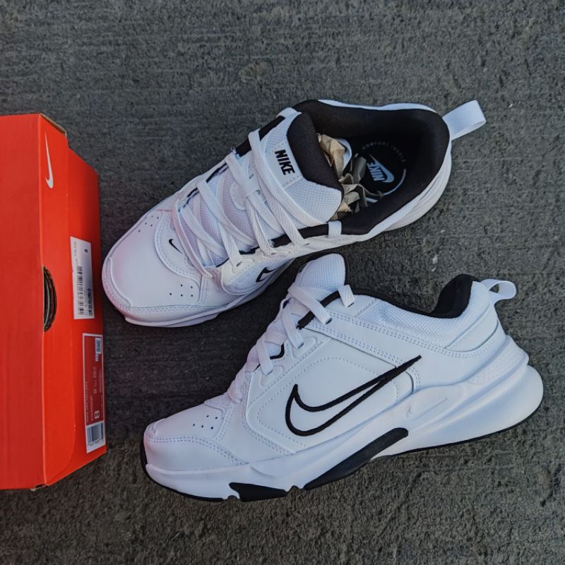 nike defy all day tennis