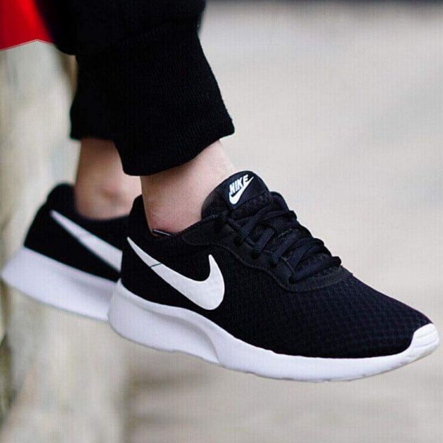 nike rubber shoes black