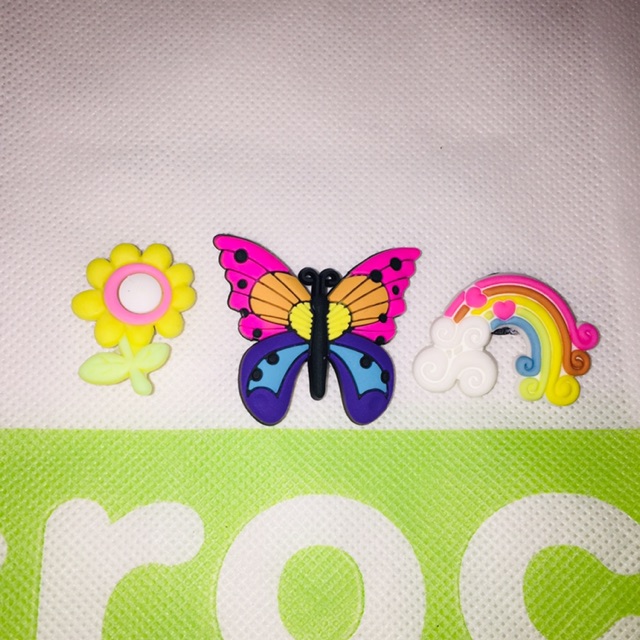 crocs butterfly jibbitz