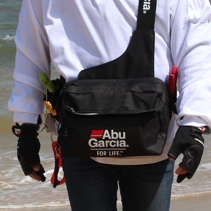 abu garcia lure bag