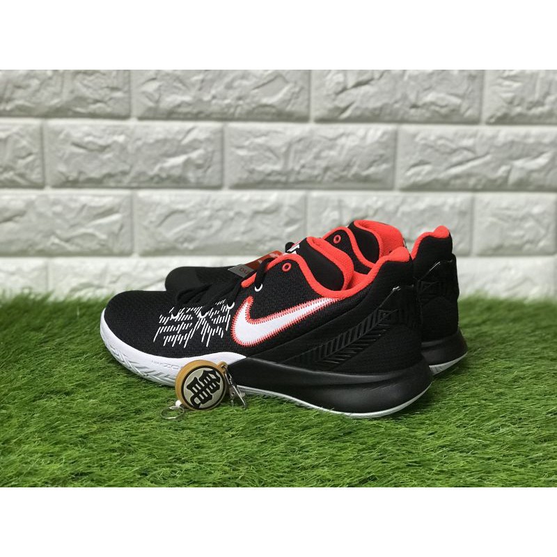 kyrie flytrap 2 outdoor