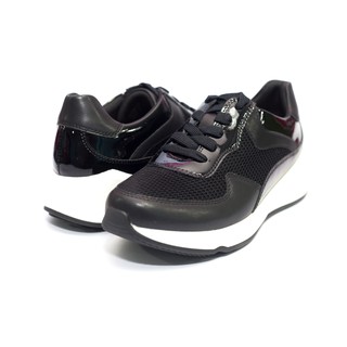dr kong white sneakers
