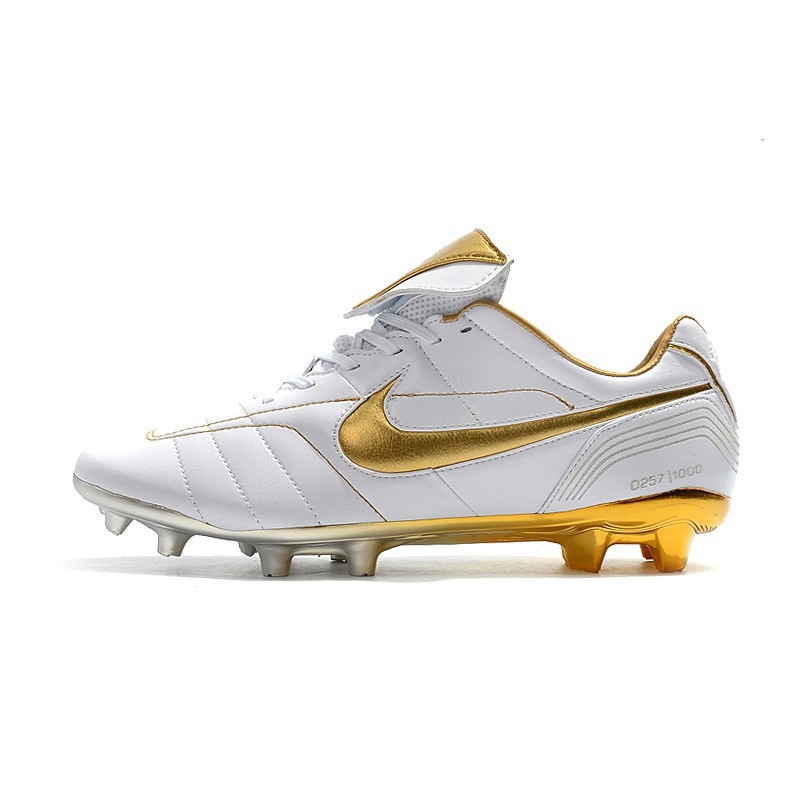 nike tiempo legend r10