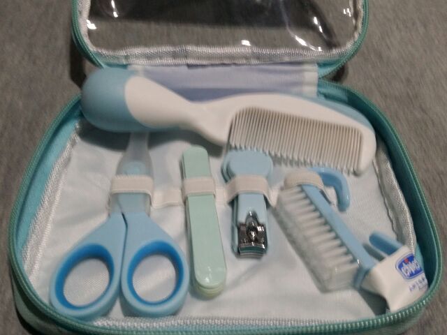 chicco manicure set