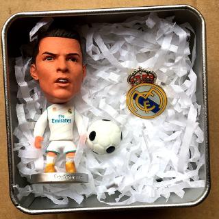 mini soccer player figurines