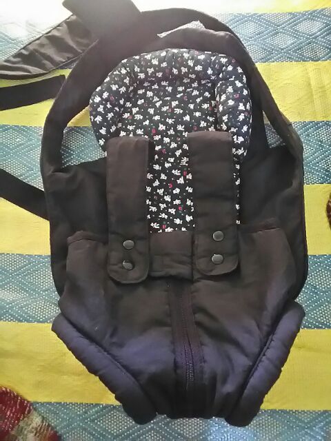 tommee tippee baby carrier