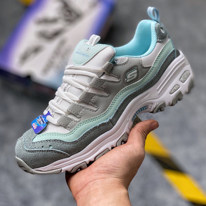 skechers lightweight tennis shoes