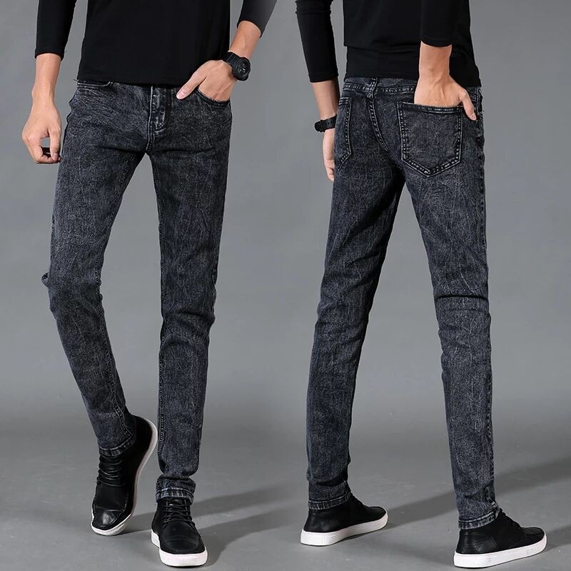 black tr jeans