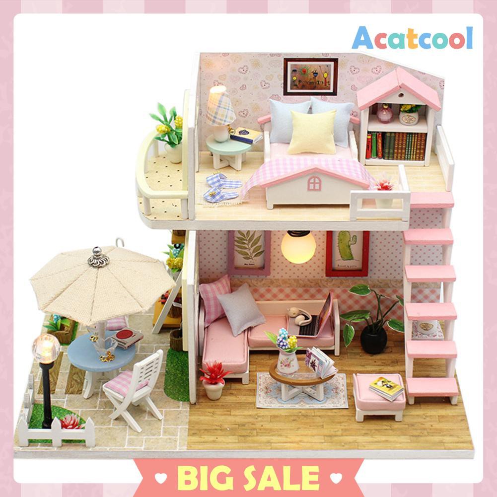 minature doll house