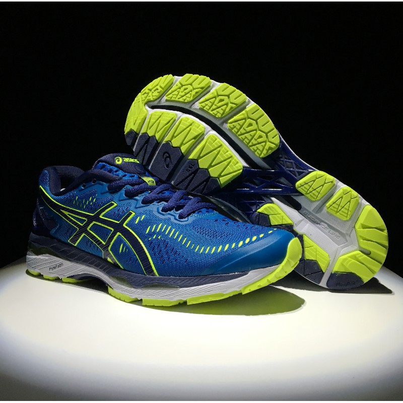 asics running shoes green