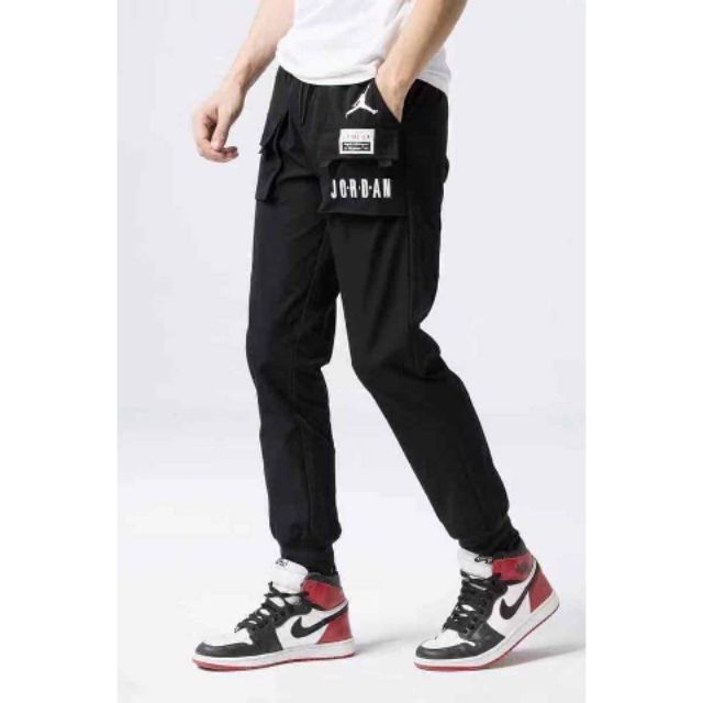 arri nike cargo jogger pants