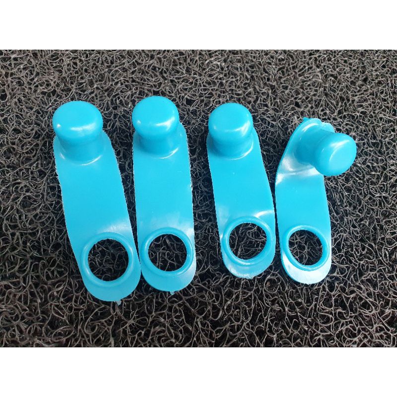 4pcs Chicken /Rooster/ Silicone rubber gloves for game fowl protection #1