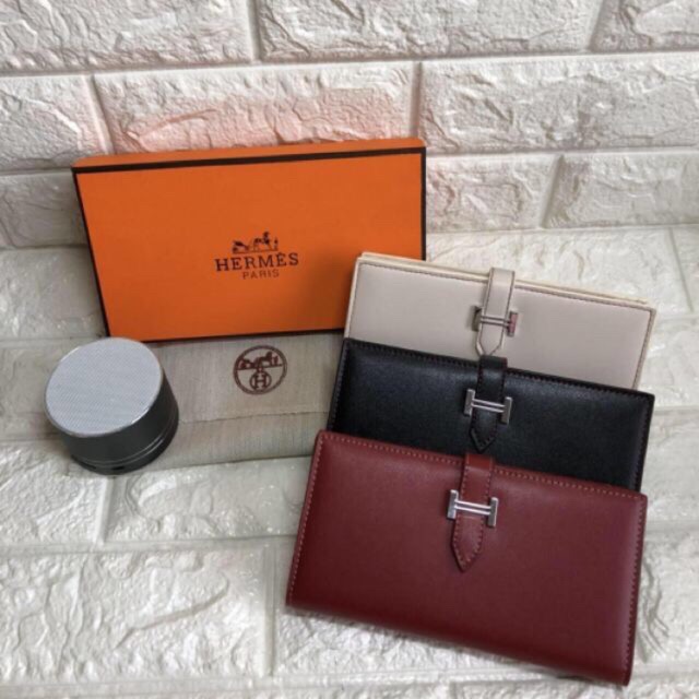 hermes wallet ladies