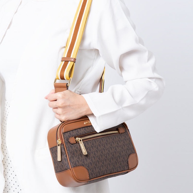 michael kors khaki bag