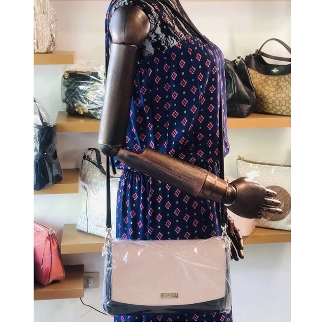 Kate Spade New York Greer Laurel Way Crossbody Purse (Warm Vellum/Black) Shopee Philippines