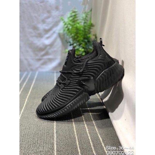 nike alphabounce