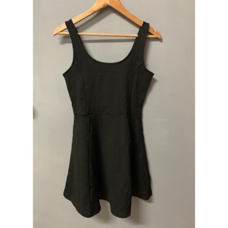 h&m black skater dress