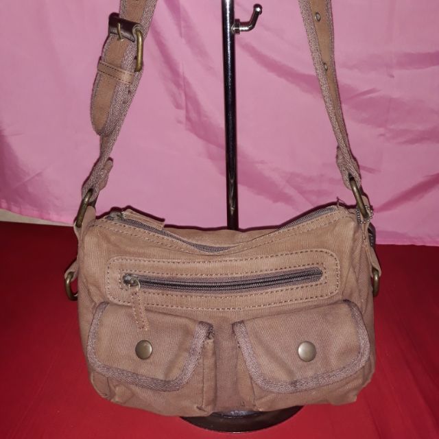 clarks shoulder bag
