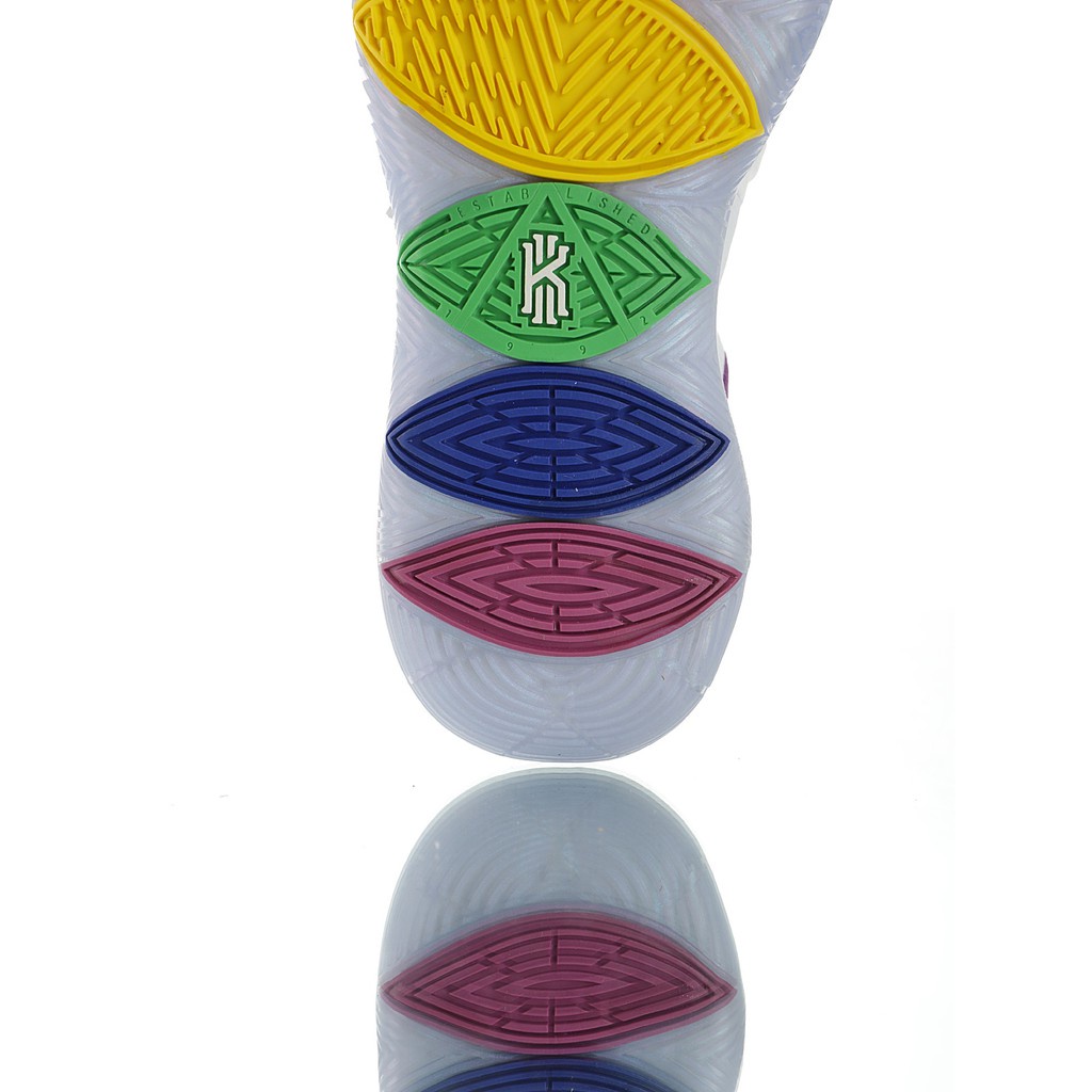 white rainbow kyries