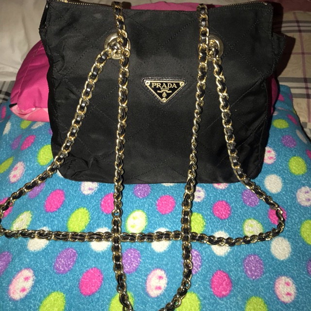 prada vintage chain bag