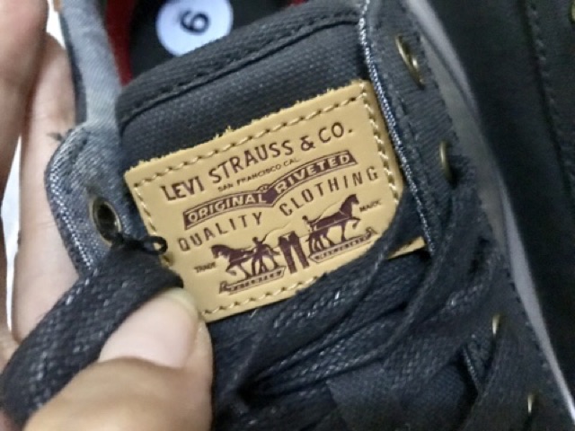 levi strauss & co shoes