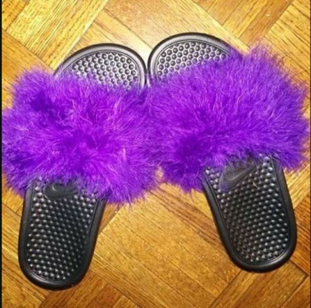 nike fur slippers