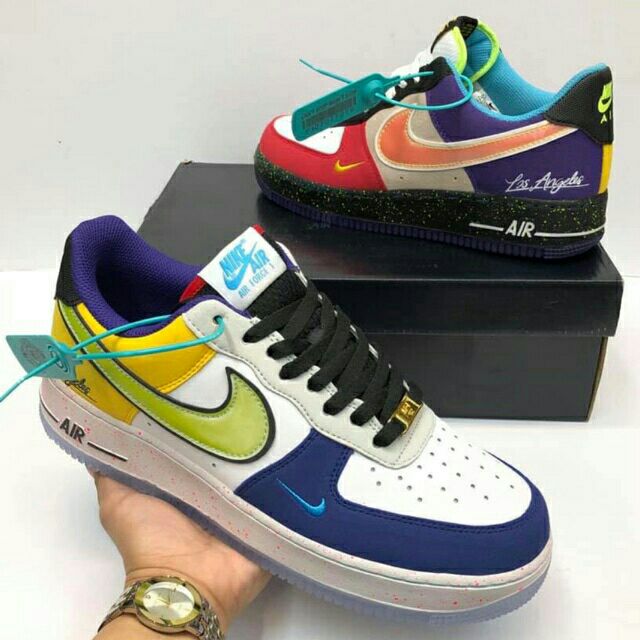 Кроссовки лос анджелес. Nike Air Force 1 los Angeles. Nike Air Force 1 07 lv8 “what the la”. Nike Air Force Лос Анджелес. Nike Air Force 1 los Angeles оригинал.