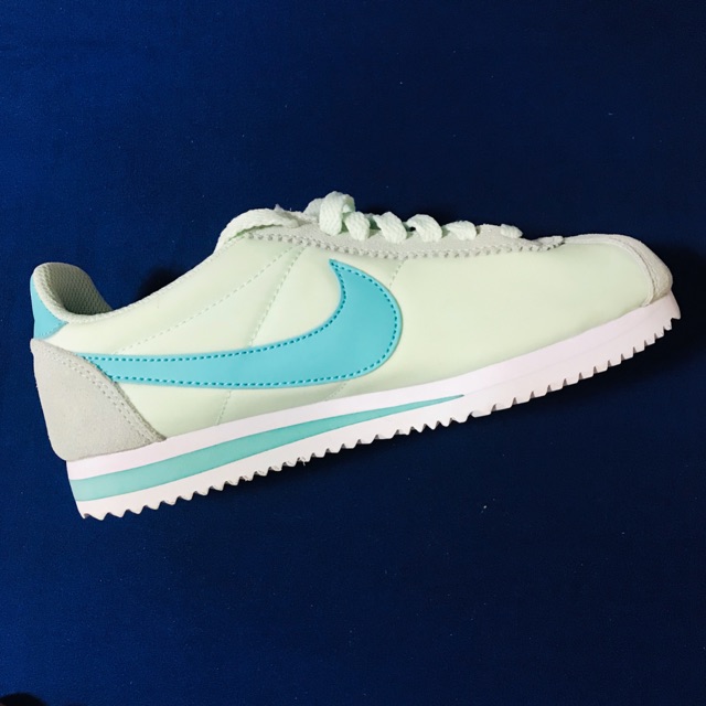 nike cortez size 2