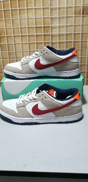 nike dunk beige white