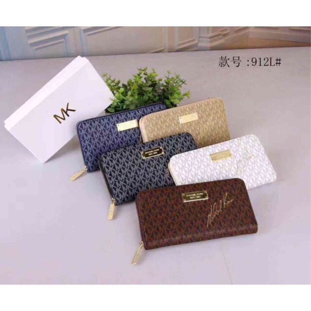 mk big wallet