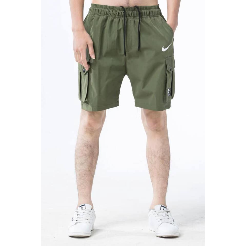 nike cargo shorts khaki