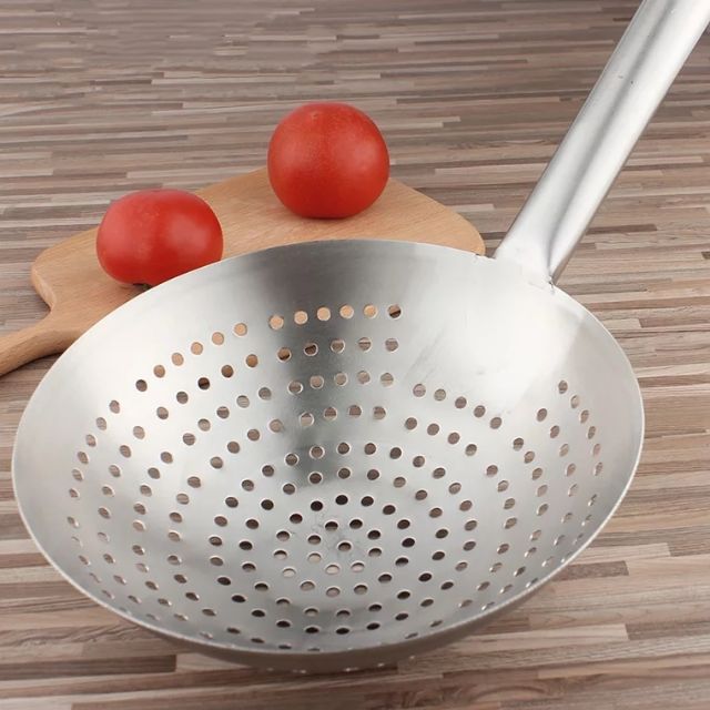 28cm Oil colander Stainless steel thickened Kitchen tools Shopee