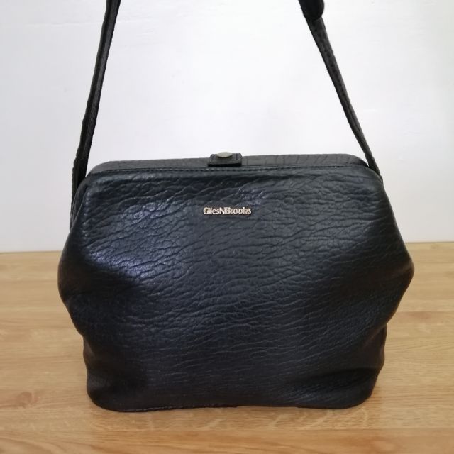 giles n brooks sling bag