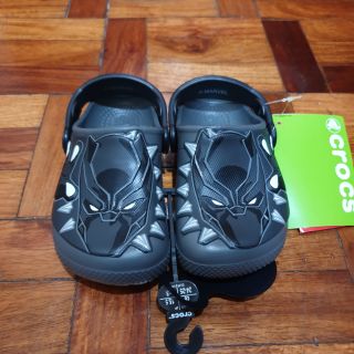 crocs black panther