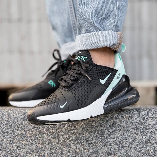 nike turquoise sneakers