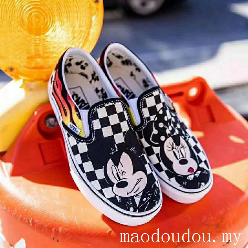 van lace up