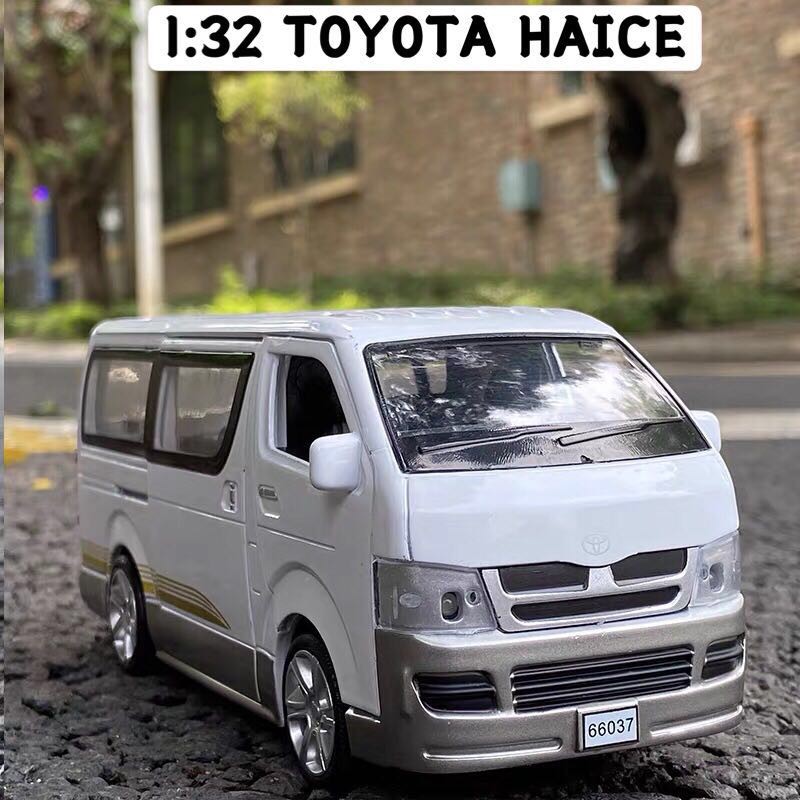 toyota hiace diecast